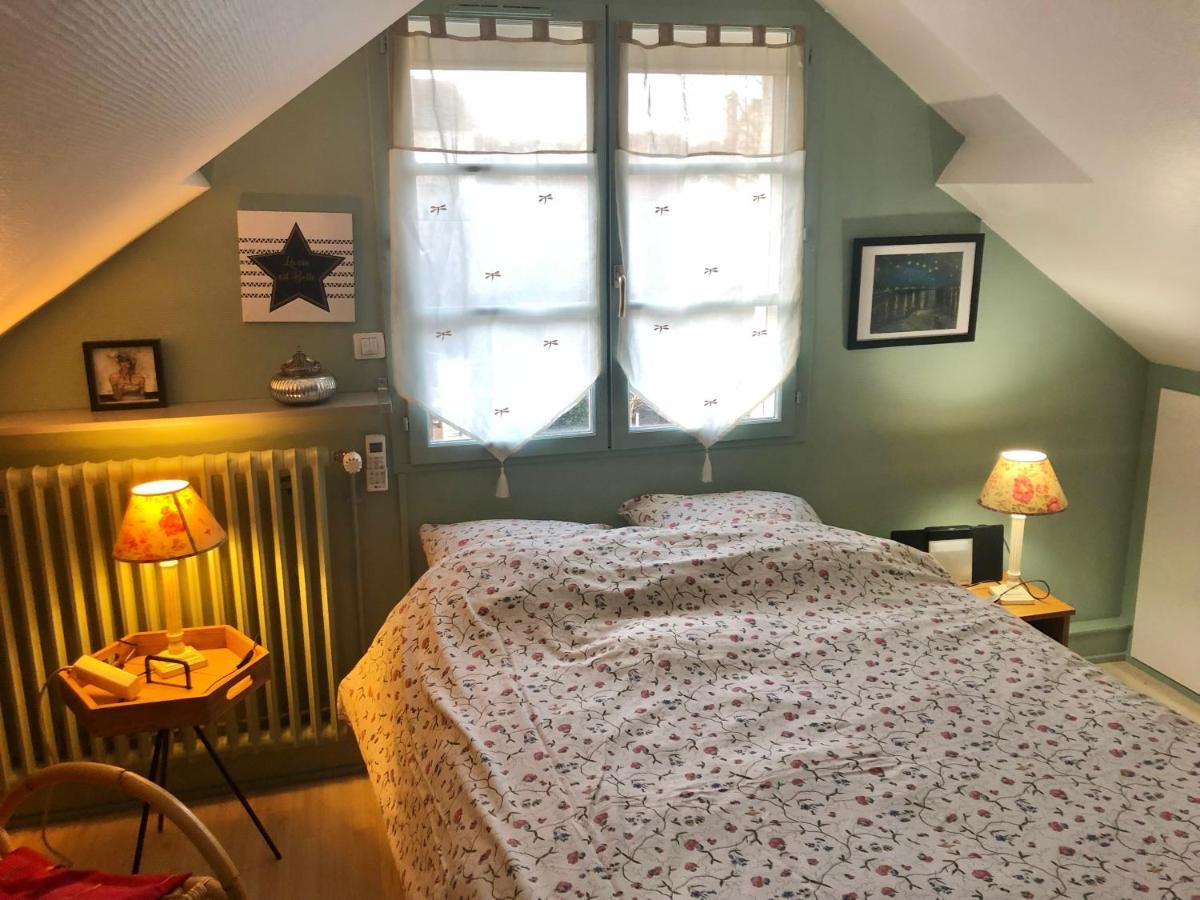 אוקזר Chambre Double Avec Salle De Bain Privative מראה חיצוני תמונה